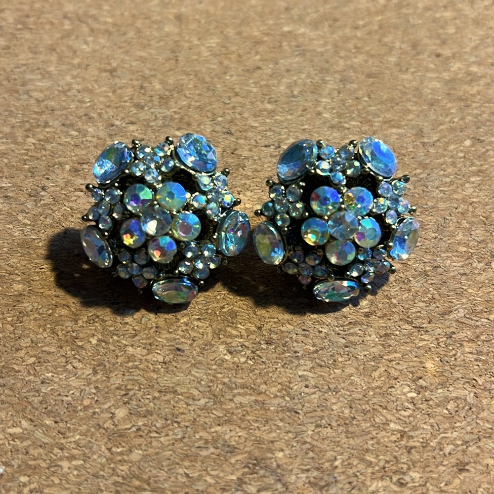Clip earrings that will make you sparkle! Move over Elizabeth Taylor!